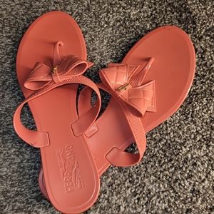 Authentic Salvatore Ferragamo Peach Sandal size 10, wore a good 6-7'xs great con